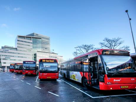 Handtekeningenactie tegen opheffen busritten Hermes: niet minder maar meer bussen nodig