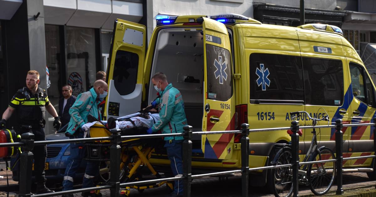 Man (21) gewond bij steekpartij in centrum van Gouda, 31-jarige verdachte aangehouden.