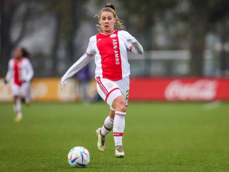 Delftse Victoria Pelova (23) maakt droomtransfer van Ajax naar Arsenal