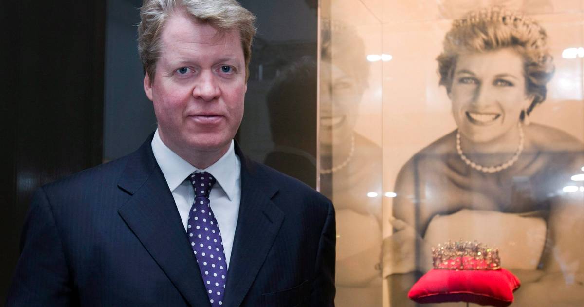 Charles Spencer defends Prince Harry amid accusations of obsession with ex Chelsy Davy