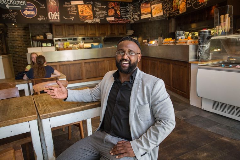 Samater Geddi: ‘Dat Somaliërs op straat belanden was voorheen ondenkbaar’. Beeld Arie Kievit