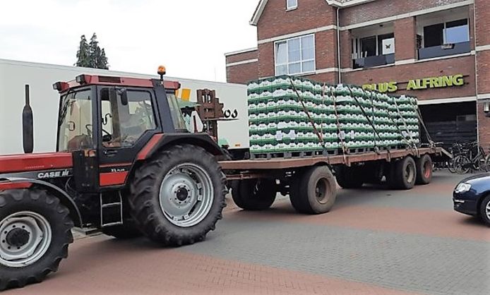 seks leugenaar weekend Bier voor de laatste keer in de aanbieding: Drentse jongens halen 490  kratten op met tractor | Bizar | gelderlander.nl