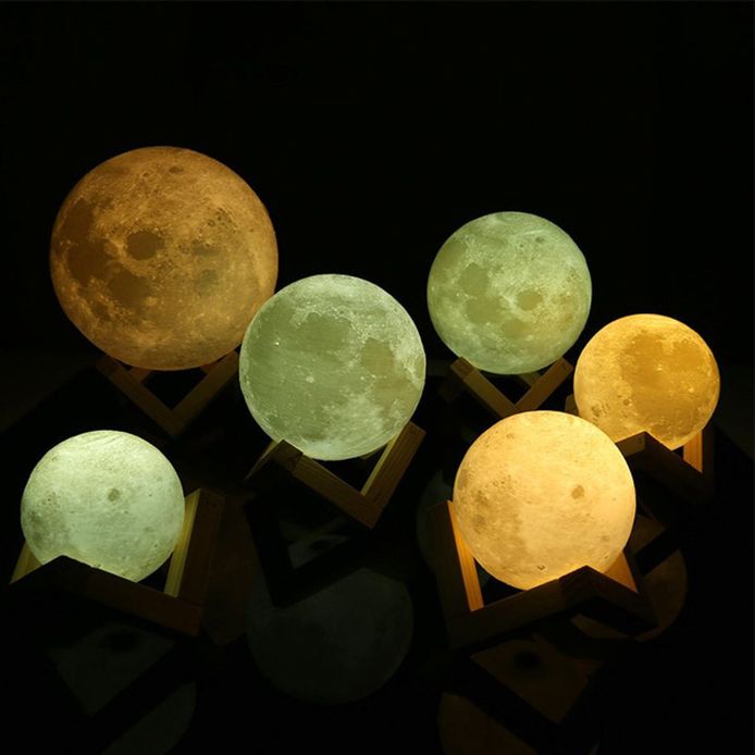 3D Moon Lamp, 62,95 euro.