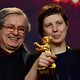 Niet gruwelreconstructie van Utøya wint hoofdprijs filmfestival Berlijn, maar 'film-sexperiment'