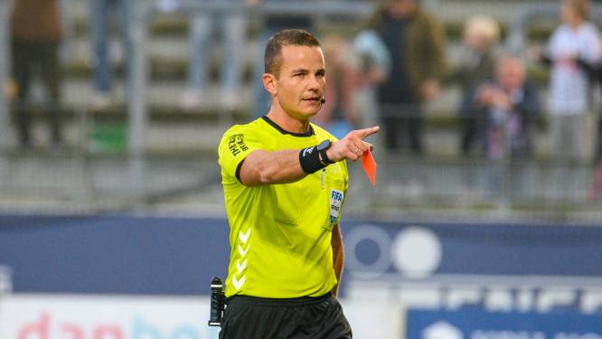 Oranje tegen Gibraltar onder leiding van Deense scheidsrechter Morten Krogh 