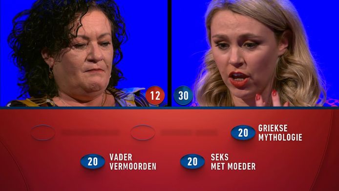 Lisa Loeb (rechts) speelt Caroline van der Plas naar huis in de finale. Loeb wist op de valreep vragen te beantwoorden over het Oedipuscomplex.