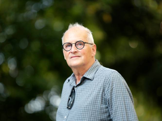 Nederlandse bestsellerauteur Herman Koch (70) is ongeneeslijk ziek: “Drie tot vijftien jaar, het kan alles zijn”