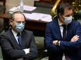 N-VA-fractievoorzitter in de Kamer Peter De Roover en premier Alexander De Croo (Open Vld) in de Kamer.