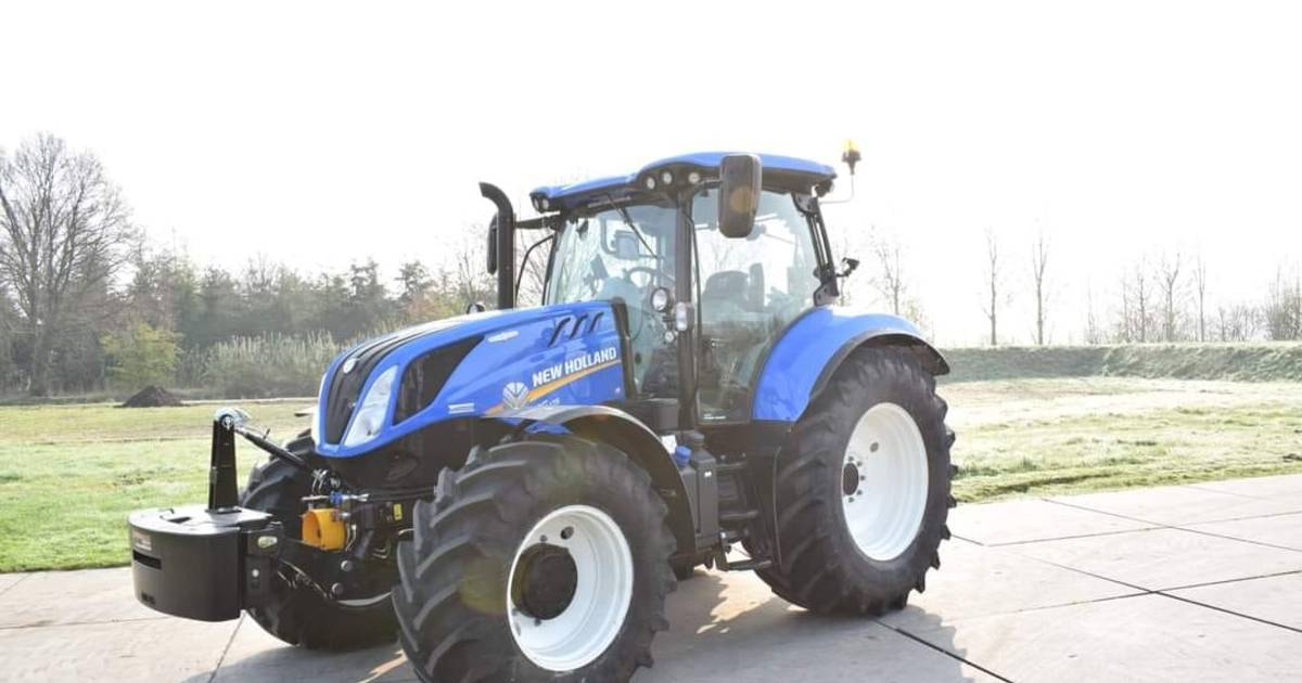 Tractor gestolen in Doeveren, ‘Je rijdt hier niet zomaar mee weg’
