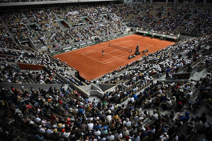 De Court Chatrier was aardig volgelopen voor de laatste match van Tsonga.