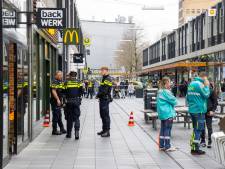 Helmonder zwaargewond bij steekpartij in Rotterdam, winkelend publiek getuige van reanimatie
