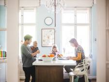LinkedIn ajoute le statut professionnel “parent au foyer” dans ses CV
