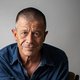 Franse schrijver Emmanuel Carrère: ‘Voelen we ons eigenlijk allemaal niet een beetje als kinderen in het donker?’