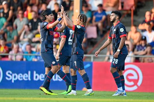 Erick Gutiérrez en Xavi Simons.