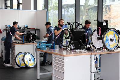 Nieuwkuijks bedrijf helpt waar nodig; na de Paralympics staan technici nu klaar voor de oorlogsslach