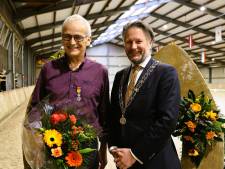 Anton Tijs uit Luttenberg koninklijk onderscheiden voor zijn inzet voor parochie en paardensport
