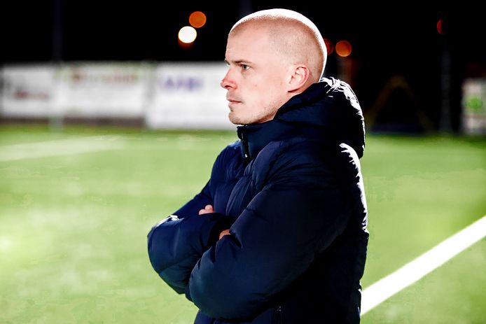 Coach Bart De Durpel leed met zijn ploeg zijn eerste verlies in acht matchen.