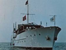 Wat doet dat hakenkruis op het schip van Juliana en Bernhard?