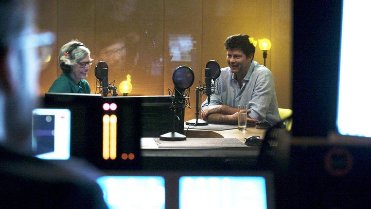 Annick Ruyts en Wim Lybaert in ‘ De slapelozen’. Beeld © VRT - De Chinezen
