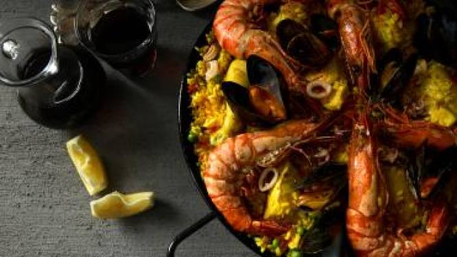 Maak Spaanse paella naar een recept van Piet Huysentruyt