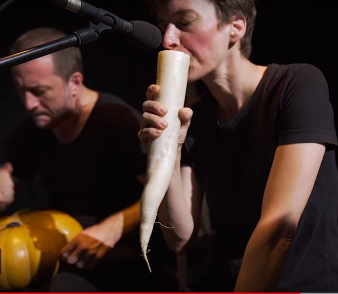 Dit orkest moet elke dag op zoek naar de perfecte