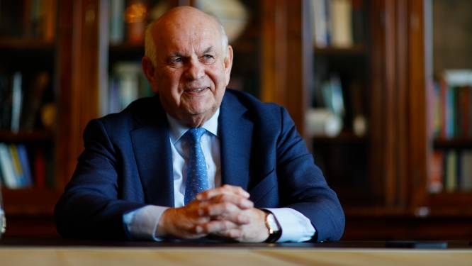  INTERVIEW. “Ik moet dat niet wegsteken, ik ben heel nerveus”: AA Gent-voorzitter Ivan De Witte hoopt op eerste prijs sinds de titel in 2015