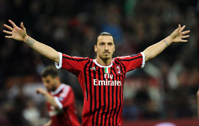 Zlatan die een goal viert bij AC Milan; een beeld dat we binnenkort terugzien?
