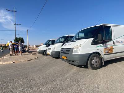 Hulptransport met Rotary Elst naar Gambia verloopt voorspoedig: ‘Waar je ook keek, overal zand en ka