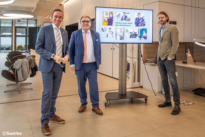 De stad Aalst lanceert een campagne om personeel aan te trekken.