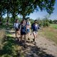 Al wandelend door Nederland met andere jongeren praten over het klimaat