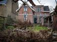 Erfgoedvereniging Heemschut vindt dat voordat de oude kosterswoning aan de Dorpsstraat in Heerde gesloopt wordt, er goed gekeken moet worden naar de historische waarde van het pand.