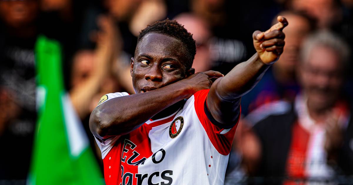 Yankuba Minteh Laat Zich Zien Bij Overtuigend Winnend Feyenoord |  Eredivisie | Ad.Nl