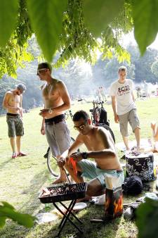 Nederland steeds meer van het slot: wat doen de versoepelingen met jouw sociale verplichtingen?