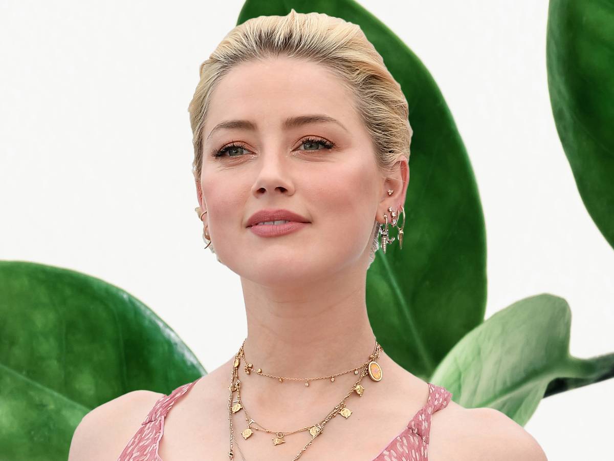 Waarom de tepel van actrice Amber Heard niet wordt verwijderd op Instagram  | Mode & Beauty | hln.be