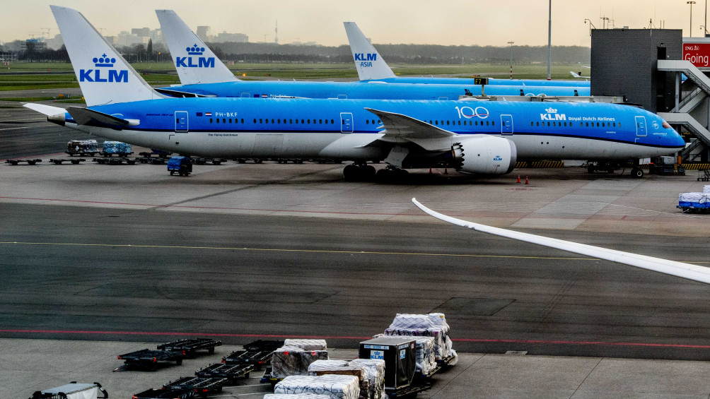 LIVE | Italië test medicijn op dieren, Chinese partners KLM schieten Nederland te hulp