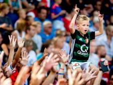 Fans welkom in stadions, maar op 1,5 meter én niet zingen: ‘Neem een toeter mee’