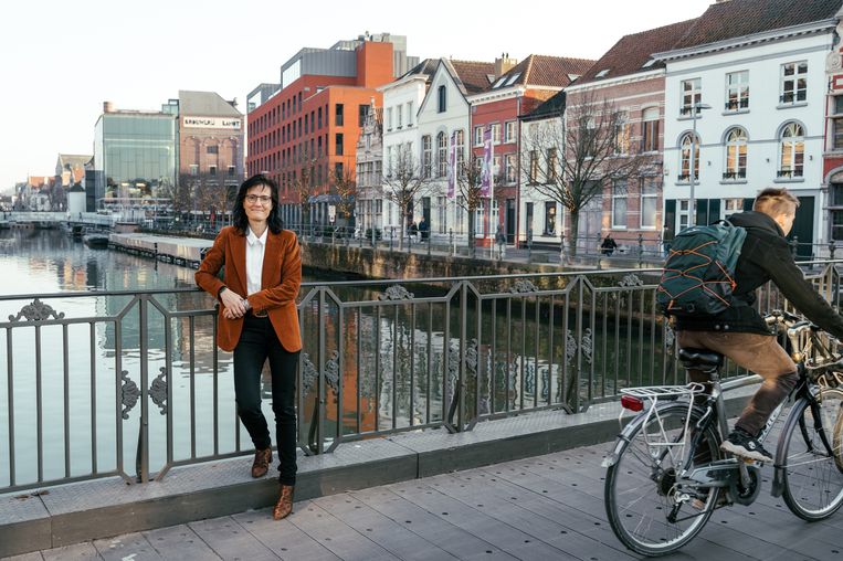 Tanya Verheyen werkte als zelfstandig communicatie-expert en is nu communicatieverantwoordelijke bij de Vlaamse overheid. Beeld Tine Schoemaker