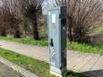 Op de parking aan de wijk Groendal in Mere kan je vandaag al een publieke laadpaal voor elektrische wagens vinden.