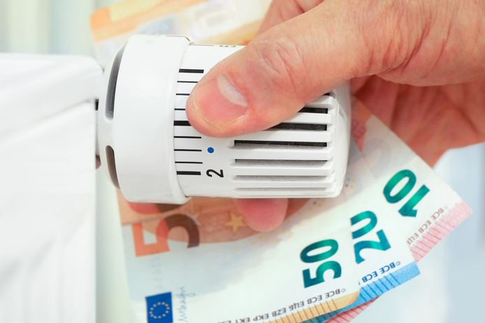 De federale energieregulator CREG berekent het sociaal tarief vier maal per jaar, aan de start van ieder trimester.