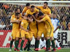 Captain Jedinak schiet Australië met hattrick naar WK