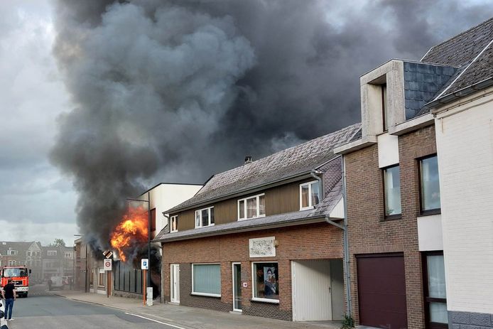 De brand langs Polbroek in Sint-Lievens-Houtem ontstond door een defecte droogkast.