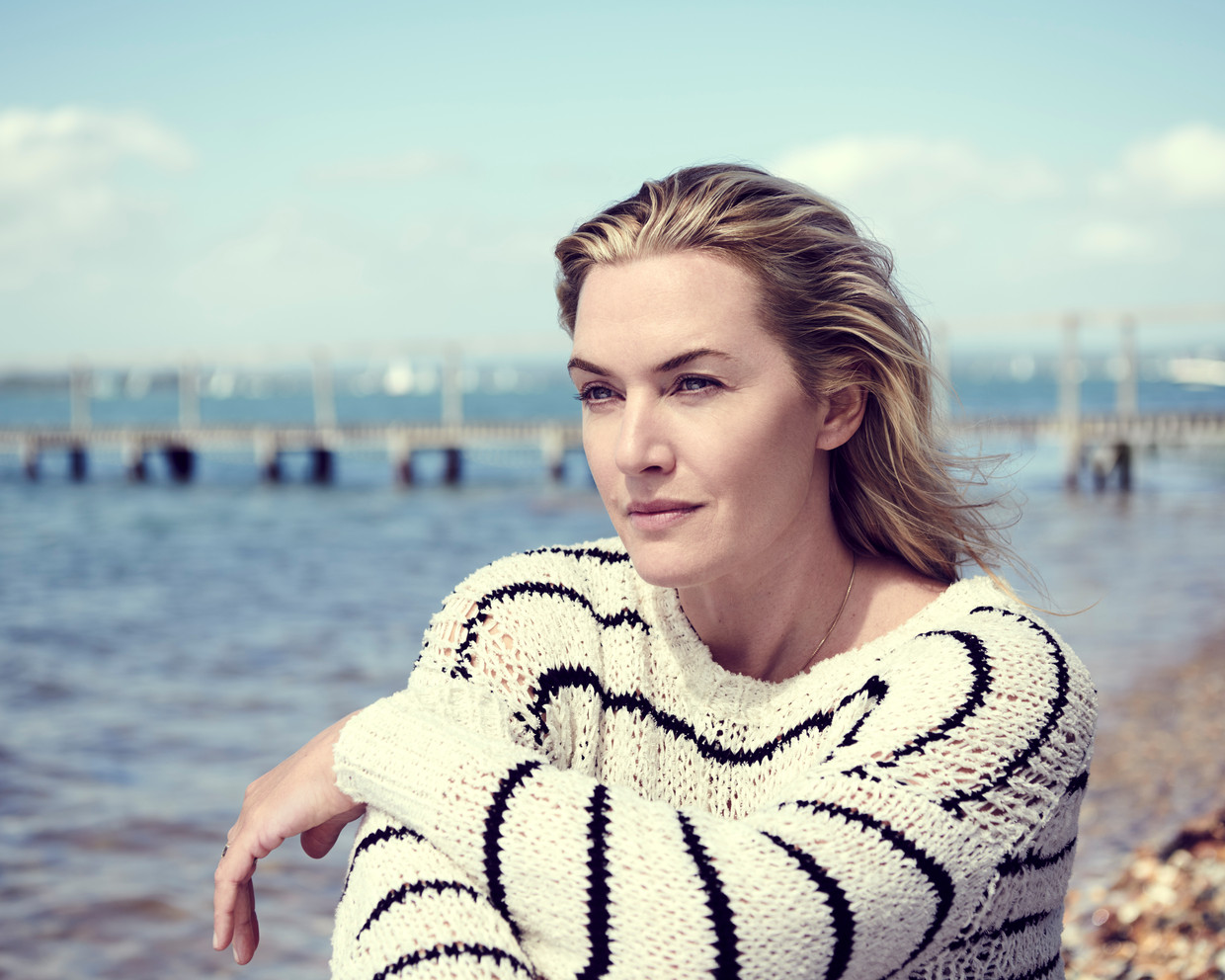 Kate Winslet: 'Ik wilde dat er complete gelijkheid op de set heerste. Zo moest iedereen een even grote trailer krijgen en moest het jongetje dat mijn kleinzoon speelde precies hetzelfde behandeld worden als ik.' Beeld CAMERA PRESS/Jason Bell