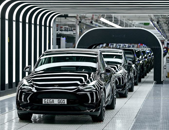 De Tesla Model Y was in maart de bestverkochte elektrische auto in Nederland ondanks dat ie te duur is om voor aankoopsubsidie in aanmerking te komen.