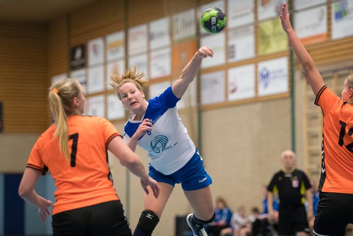 Lenneke Groot Koerkamp verkocht met Lettele de huid duur tegen koploper Broekland.