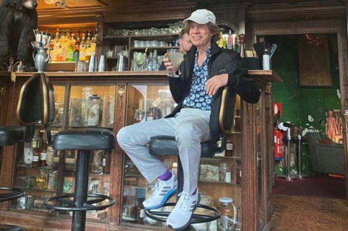 Mick Jagger op café in Brussel.
