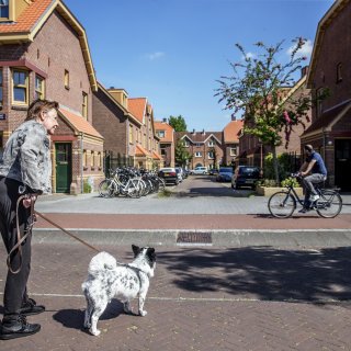 Increasing share of Amsterdam region residents' income spent on housing costs