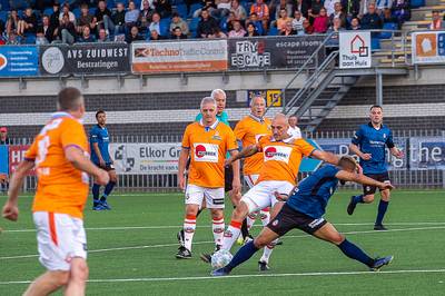 Roosendaals voetbalwonder herdacht in Atik Stadion: promotiehelden spelen potje tegen RBC’ers van nu