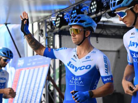 Dylan Groenewegen remporte la première étape du Tour de Hongrie, nouvelle chute pour Egan Bernal 