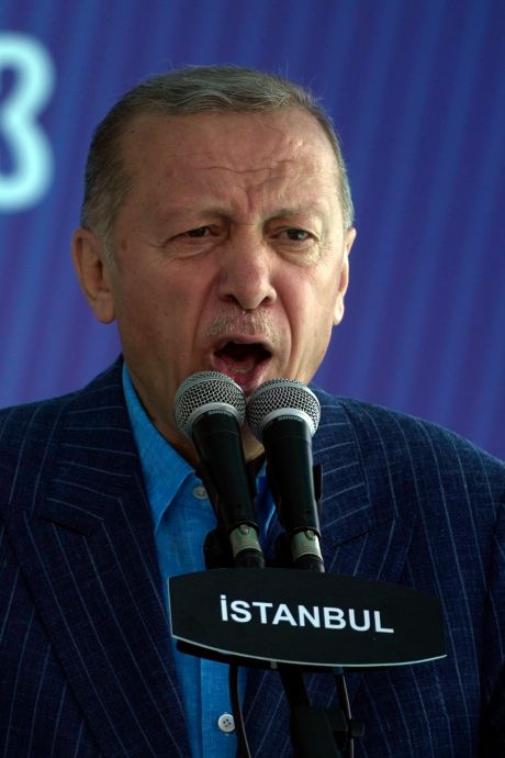 Erdogan, stop ou encore? Premiers résultats en début de soirée
