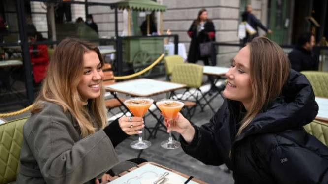 LIVE. Britse expert: "Bij ons allicht geen lockdown in winter omdat hoge besmettingscijfers immuniteit gesterkt hebben”